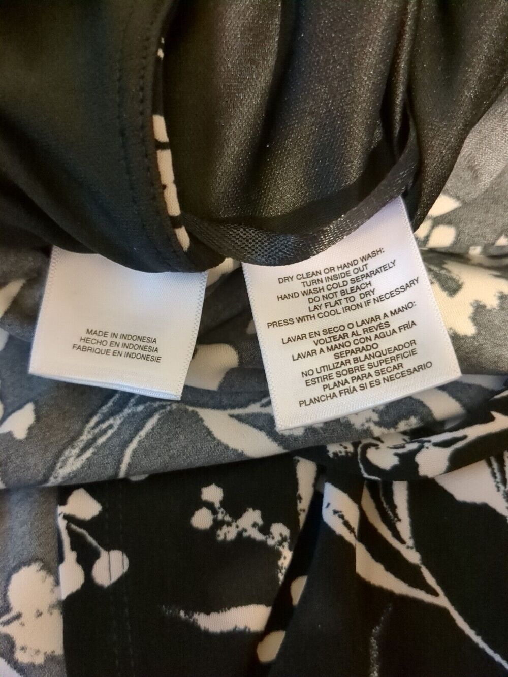Anne Klein Size 4 Women's Black White Floral Wrap Career Dress - Picture 3 of 5